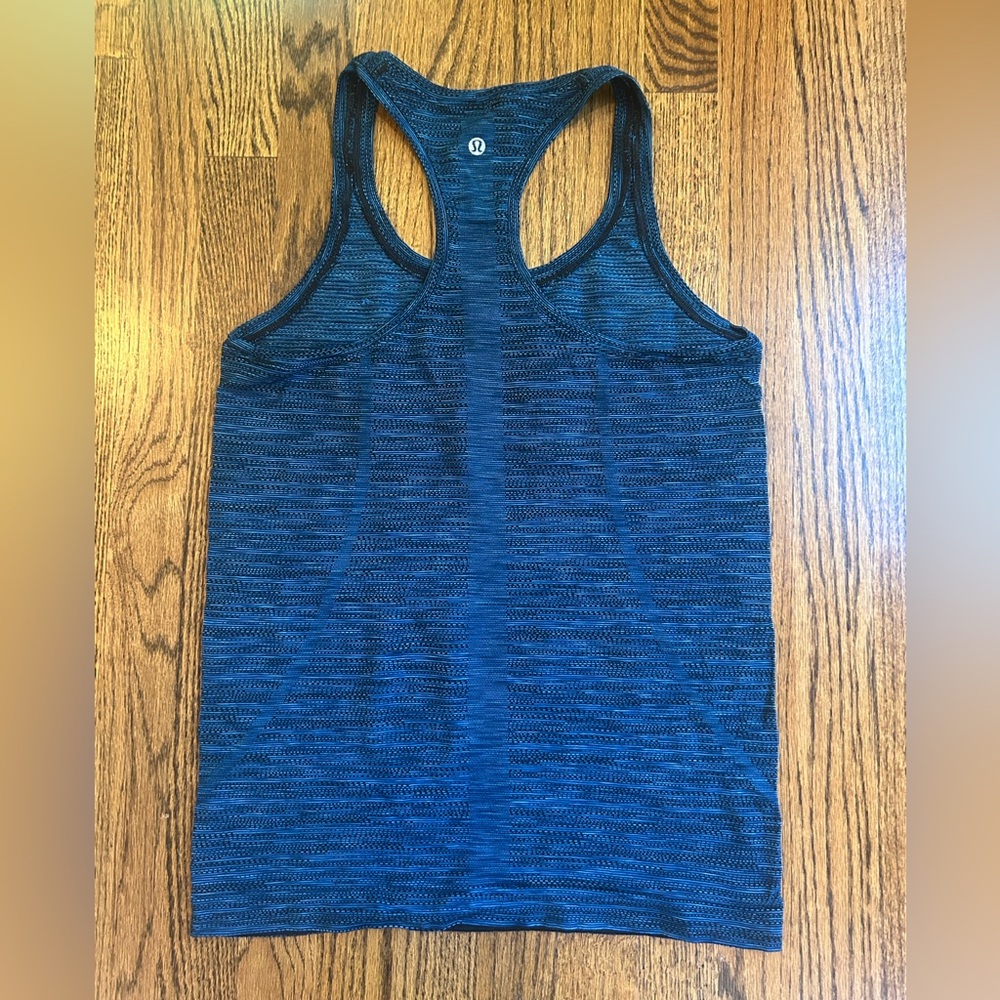 Lululemon Women’s Blue/Black Mini Stripe Swiftly Tech Racerback